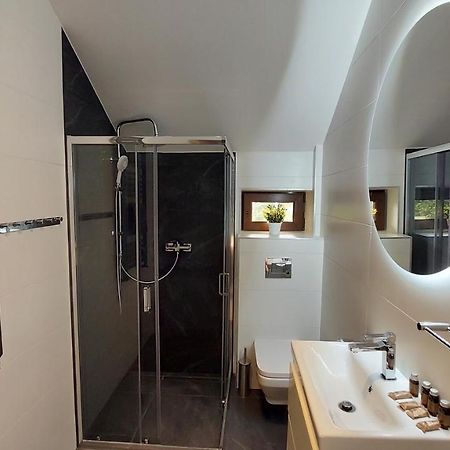 Apartamenty Starowiejska 39, Ryczow - 10Km Od Zator Energylandia Dış mekan fotoğraf